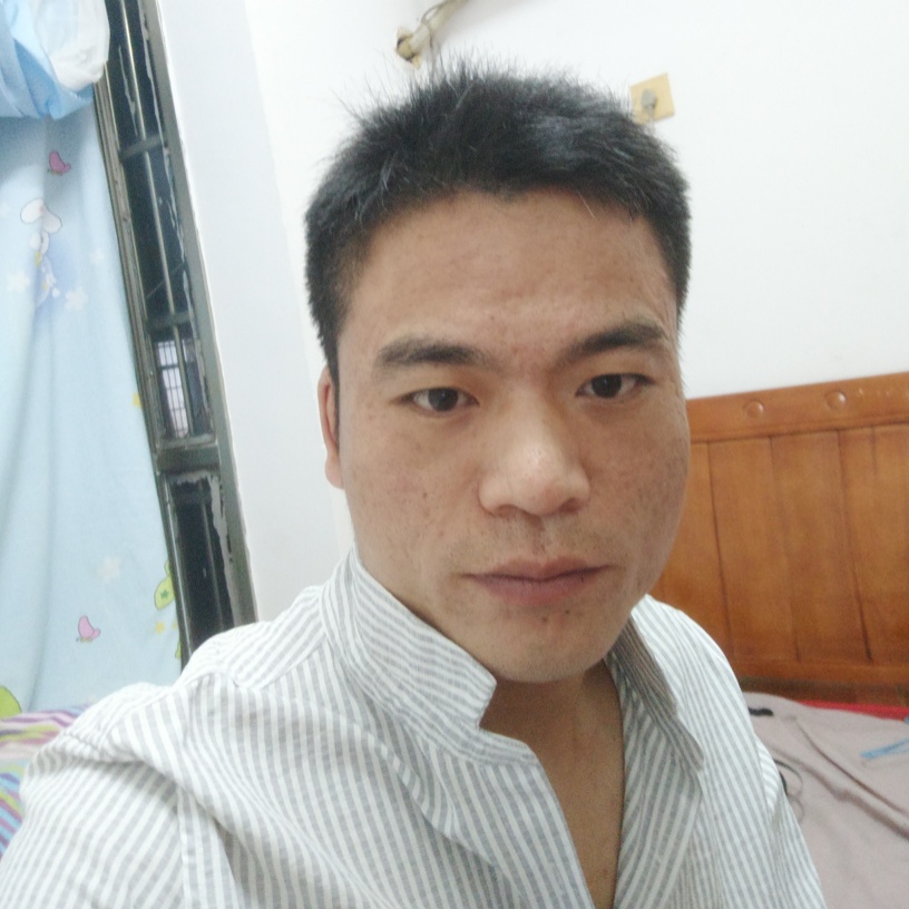 传统凝眸康乃馨的照片