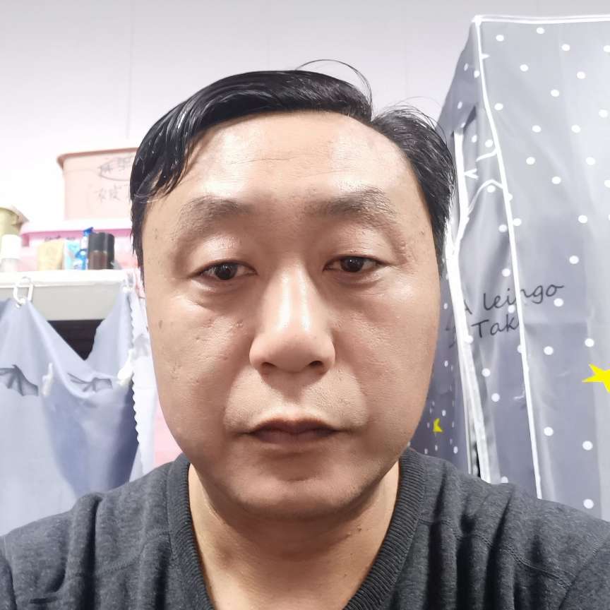 故意挽手煎饼的照片