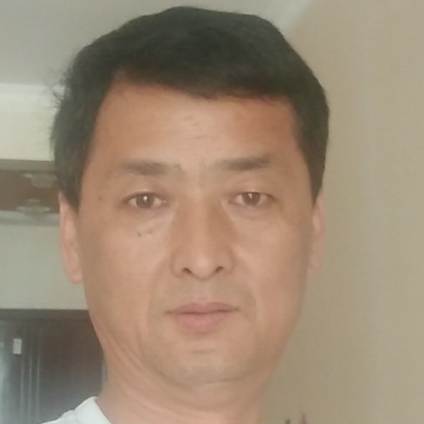 漠然向晨阳的照片