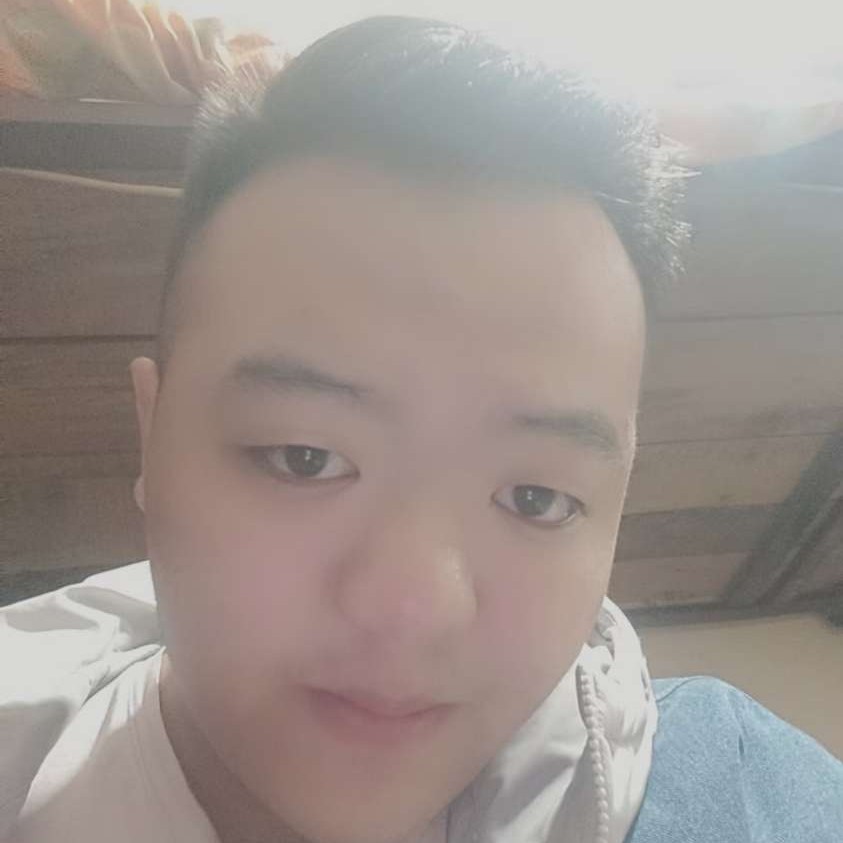 香水爱拼搏的照片