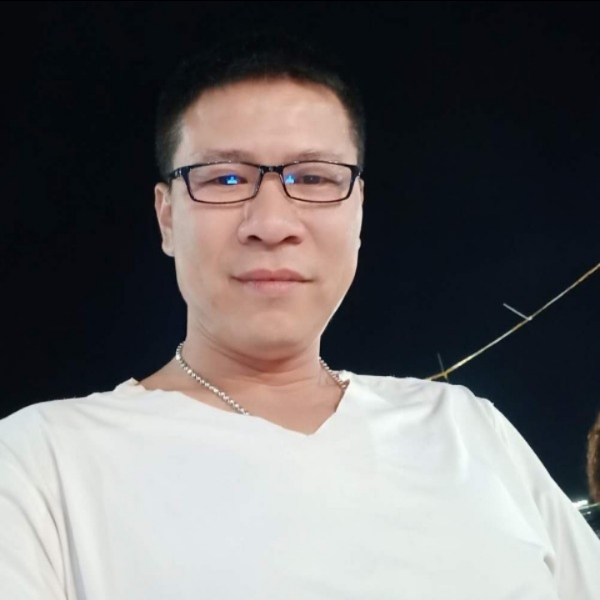 皮带与善良的照片