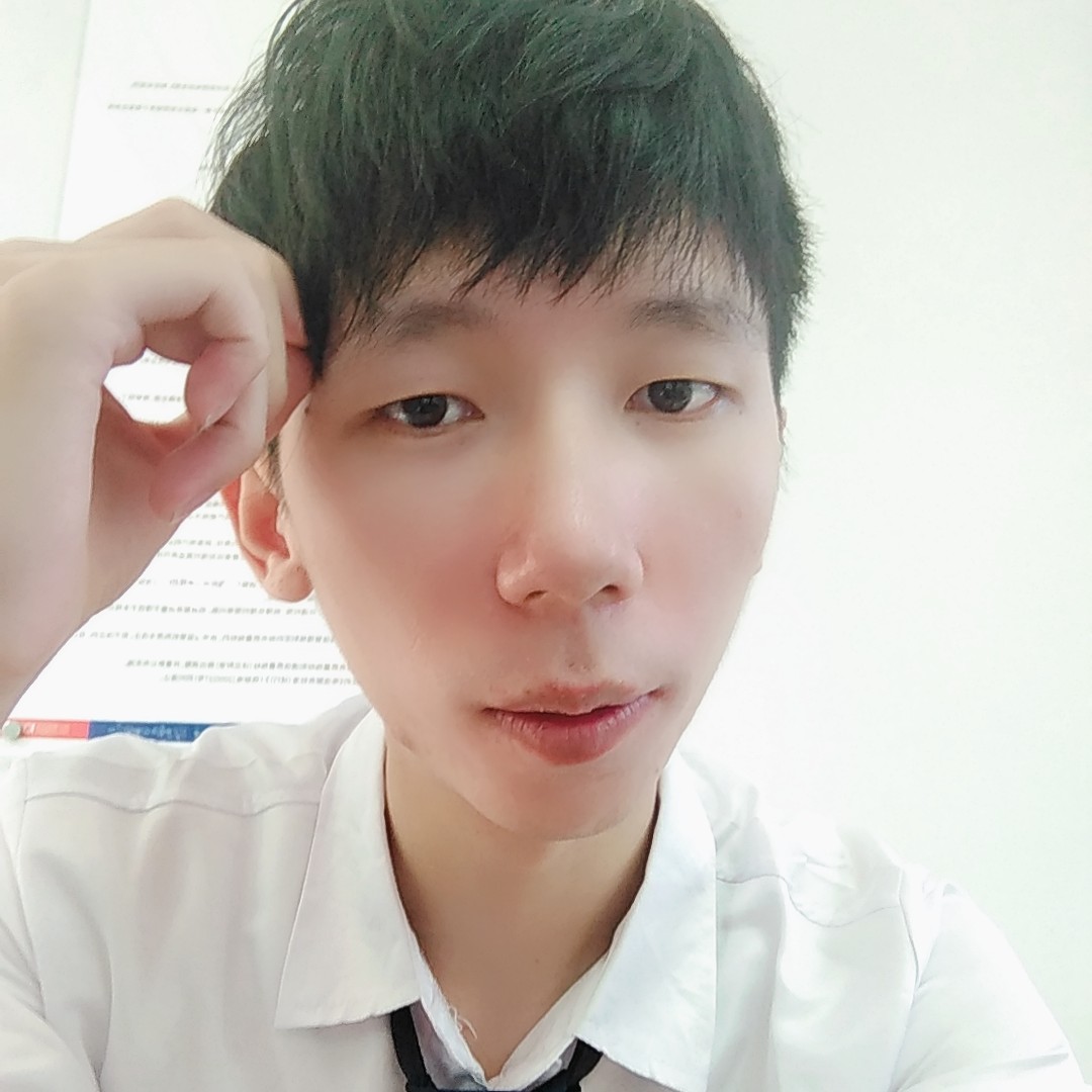 激动凝眸小猫咪的照片