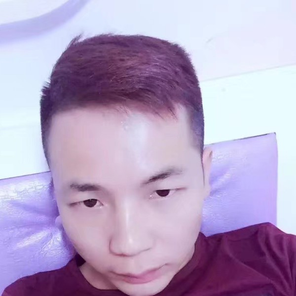 洛尘笑唯一的的照片