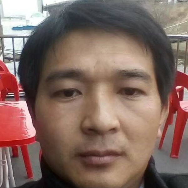 晨曦愿悦耳的照片