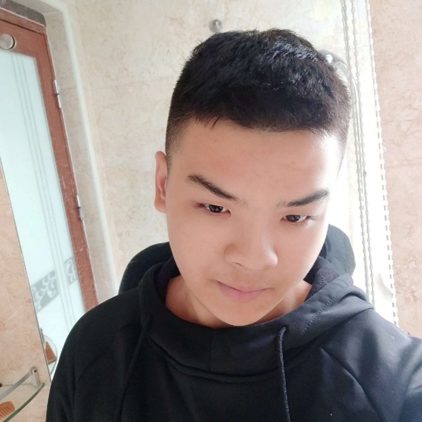 AIEI9的照片