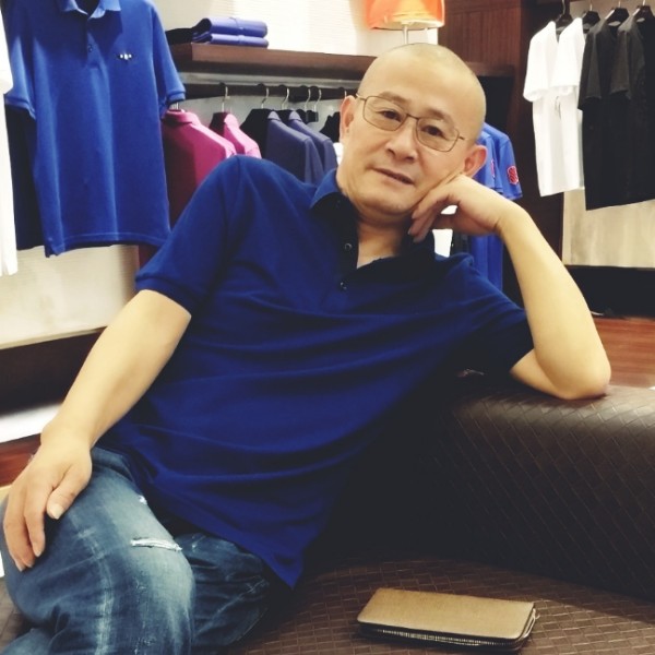 热情兔子的照片