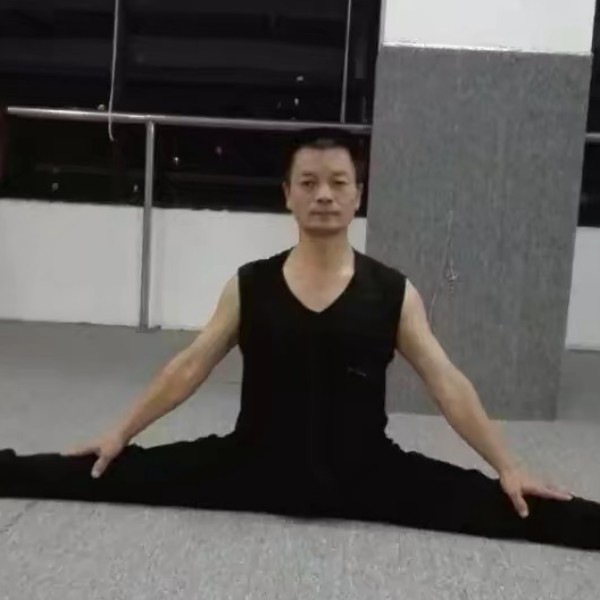 松静的照片