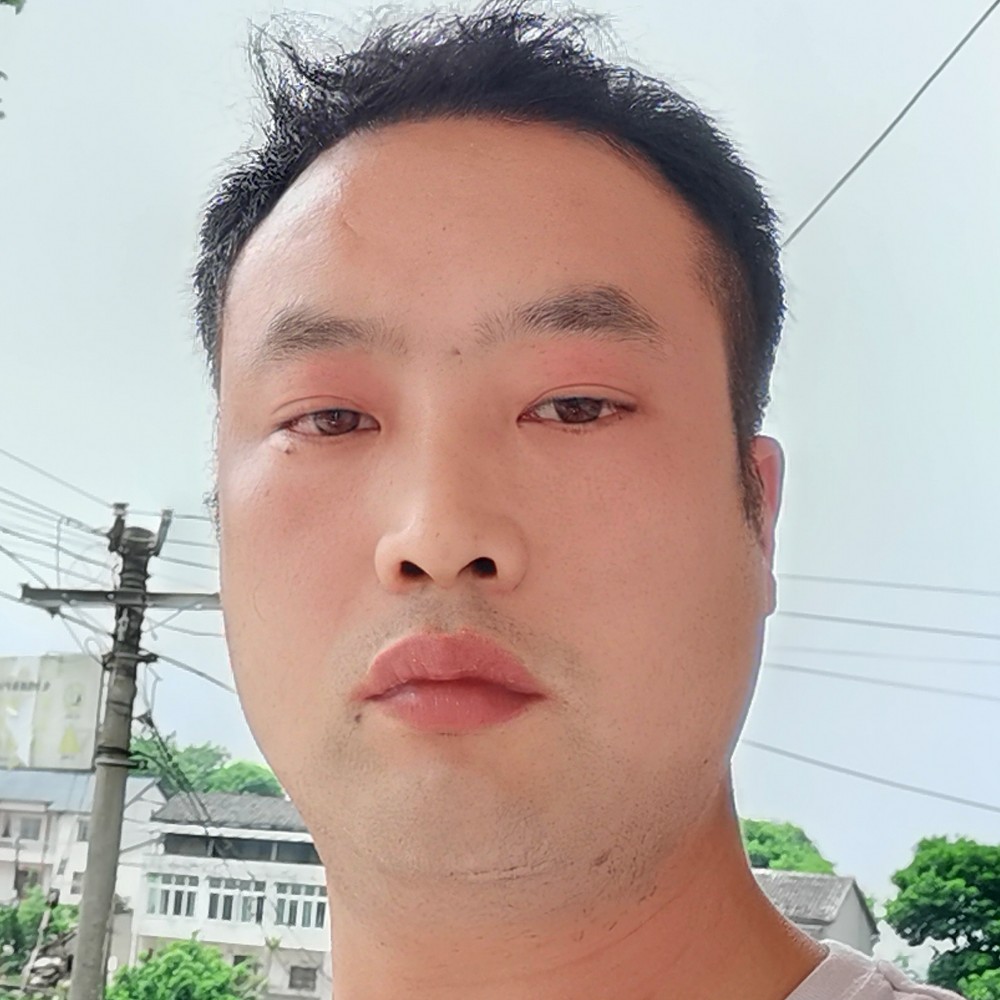 樱桃浅吻落寞的照片