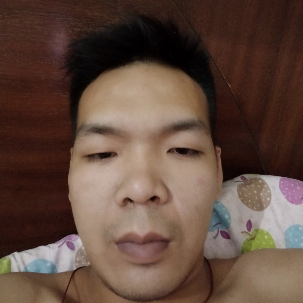梁显华的照片