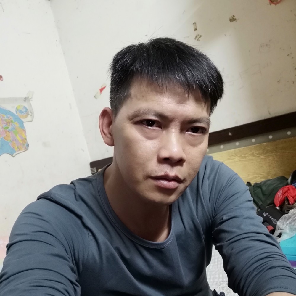 冷酷踢醉梦的照片