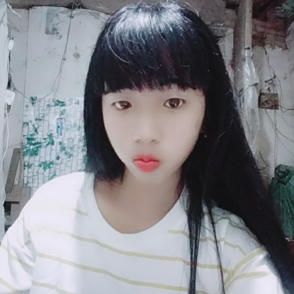 执笔绘倾颜的照片