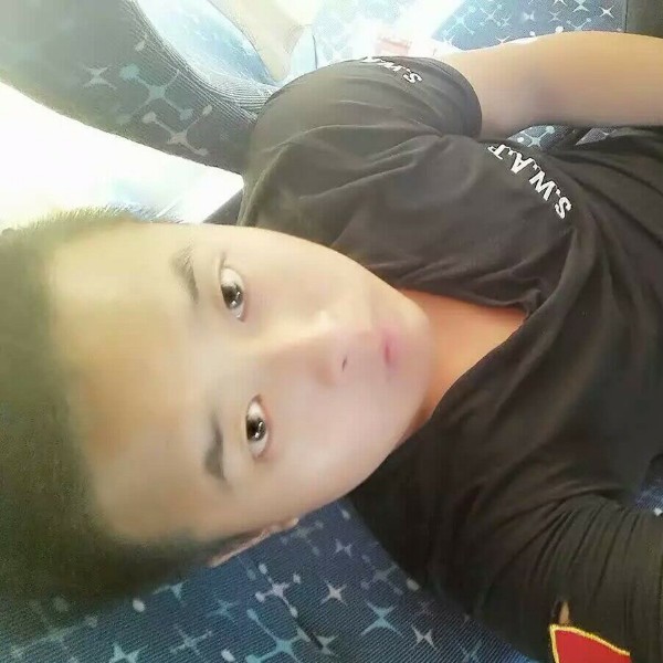 擎天柱丶的照片