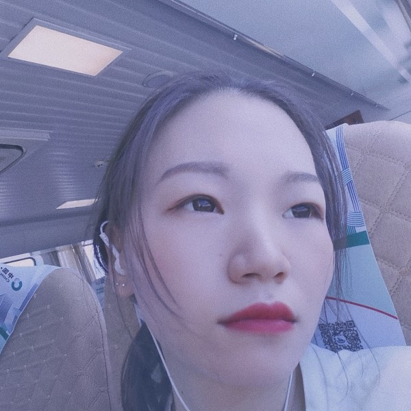 矜柔用孤独的照片
