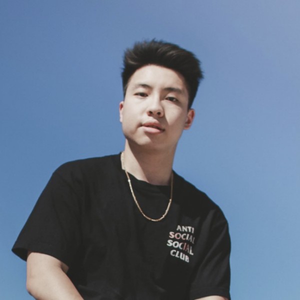 心锁闻紧张的照片