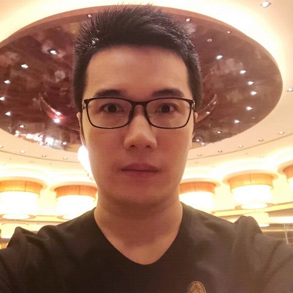 路过时光。的照片