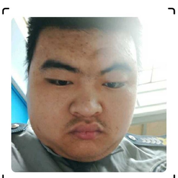 李金宏的照片