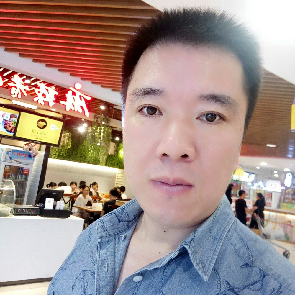 神的爱子的照片