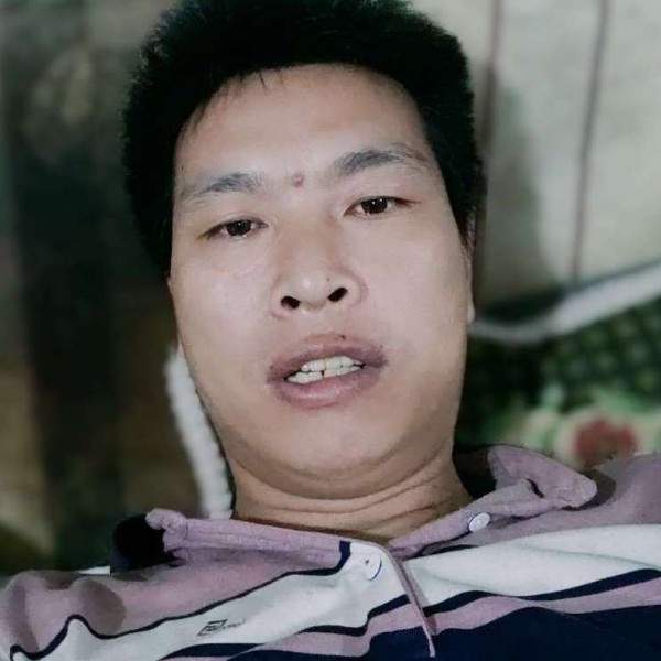 红酒无语的照片