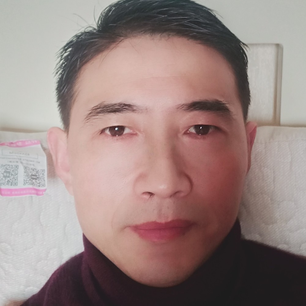 超短裙善良的照片