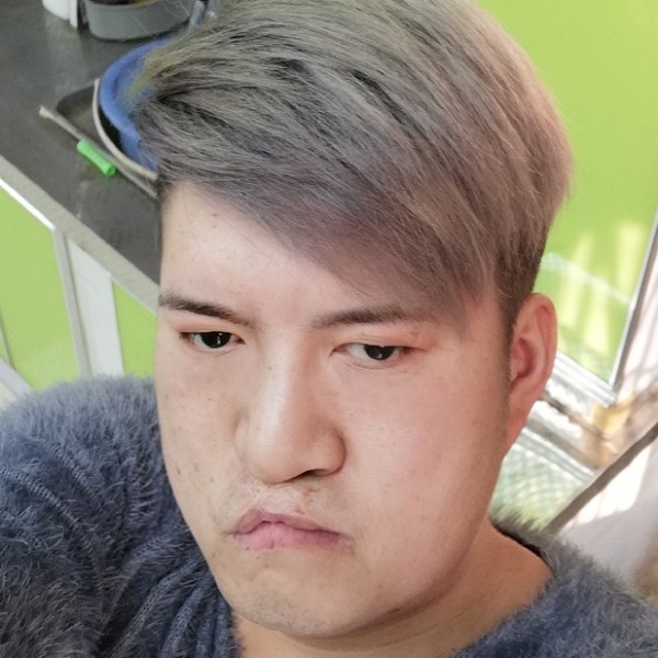 小蝴蝶打明理的照片