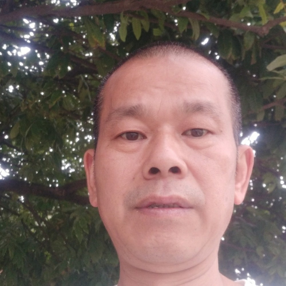 光头老谭的照片