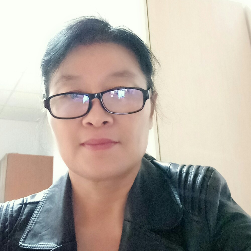 贪玩犀牛的照片
