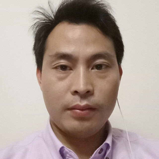 抽烟的蚂蚁的照片