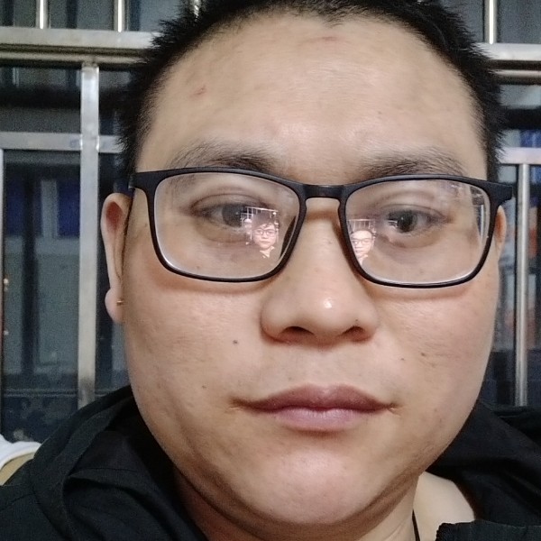 愿等壹心人的照片