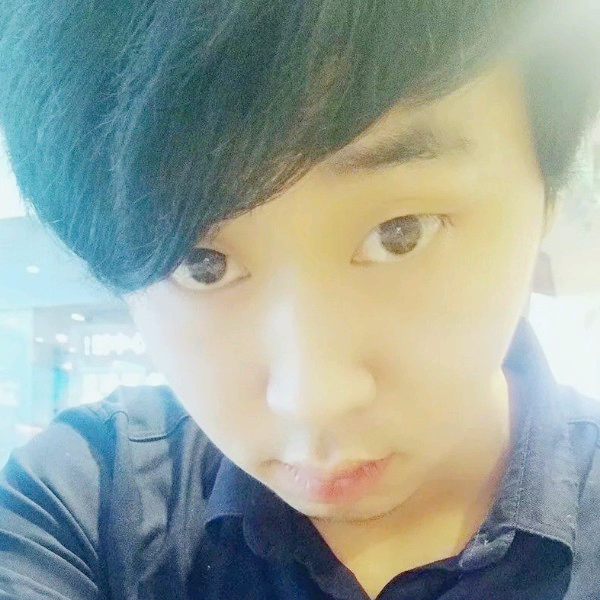 陌殇一笑的照片