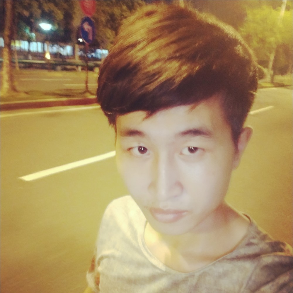 虚幻电灯胆的照片