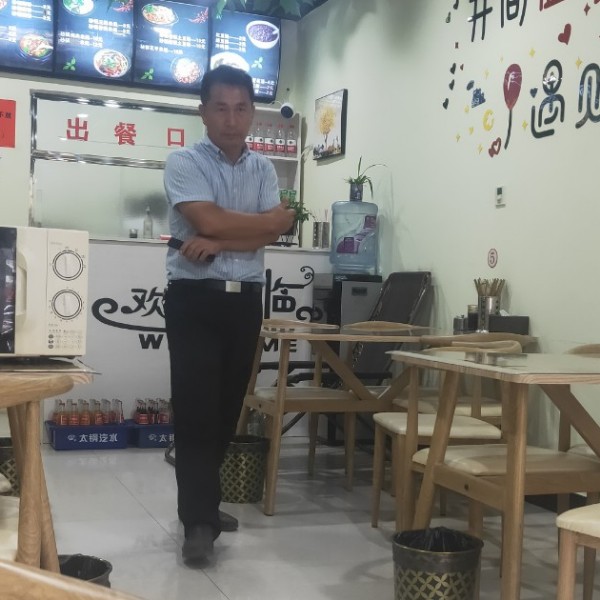 俗人8的照片