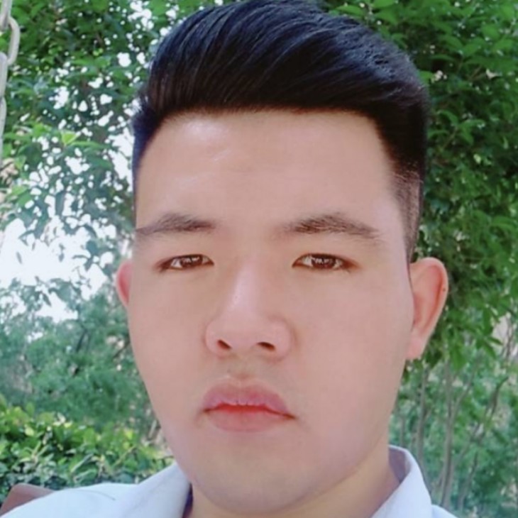 水杯勤恳，的照片