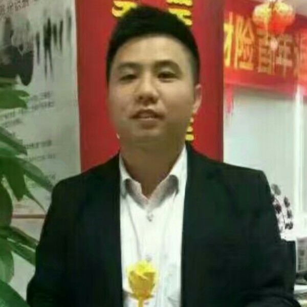 感动漫步霓裳的照片