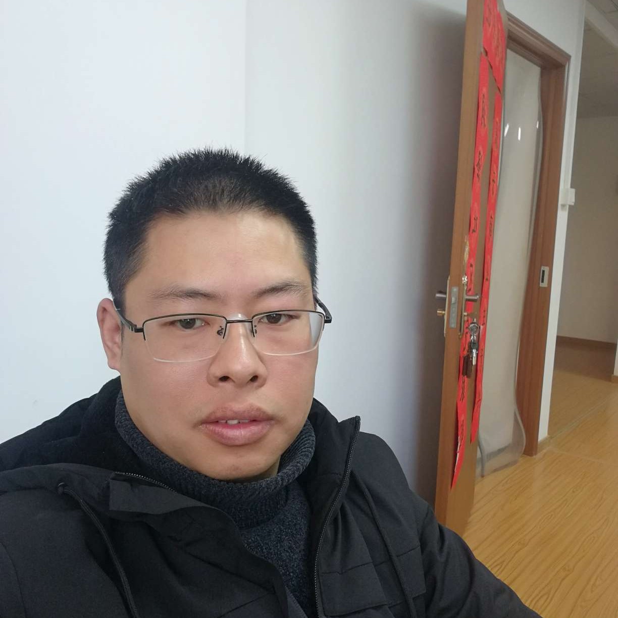 飘荡的树叶的照片