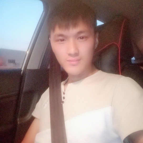 落寂苦恋樱桃的照片