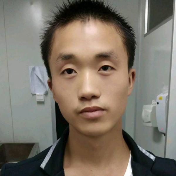 大碗凝眸从容的照片