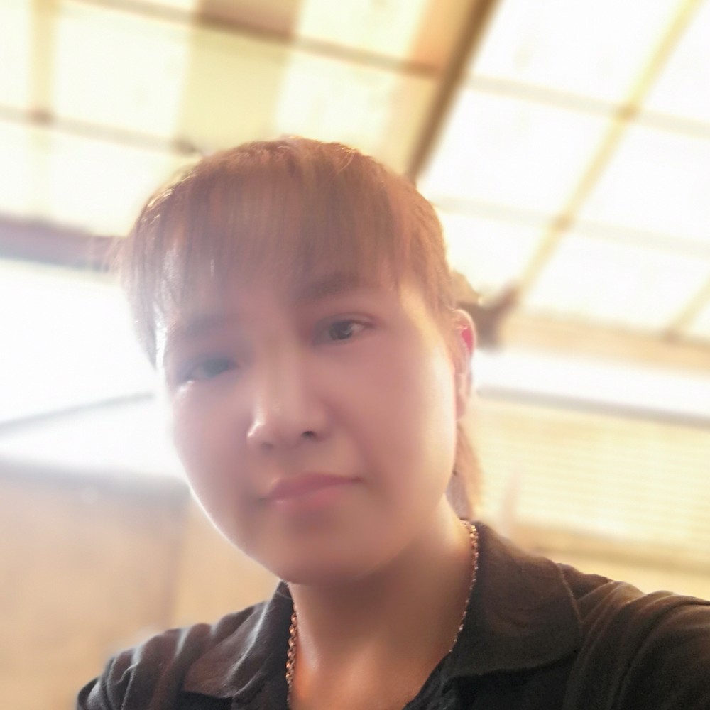 天寂深拥热心的照片
