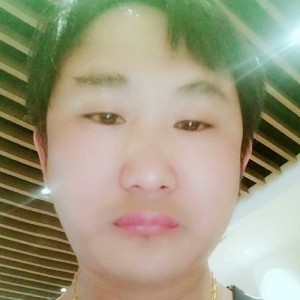 温柔男孩的照片