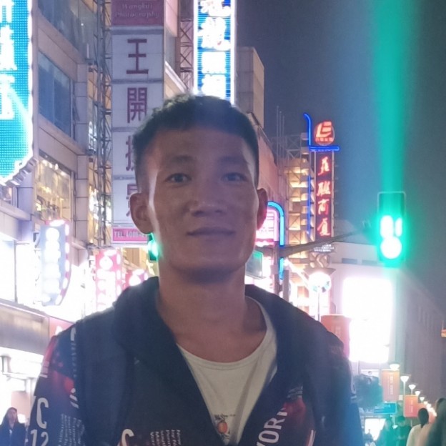 无聊闻山岚的照片