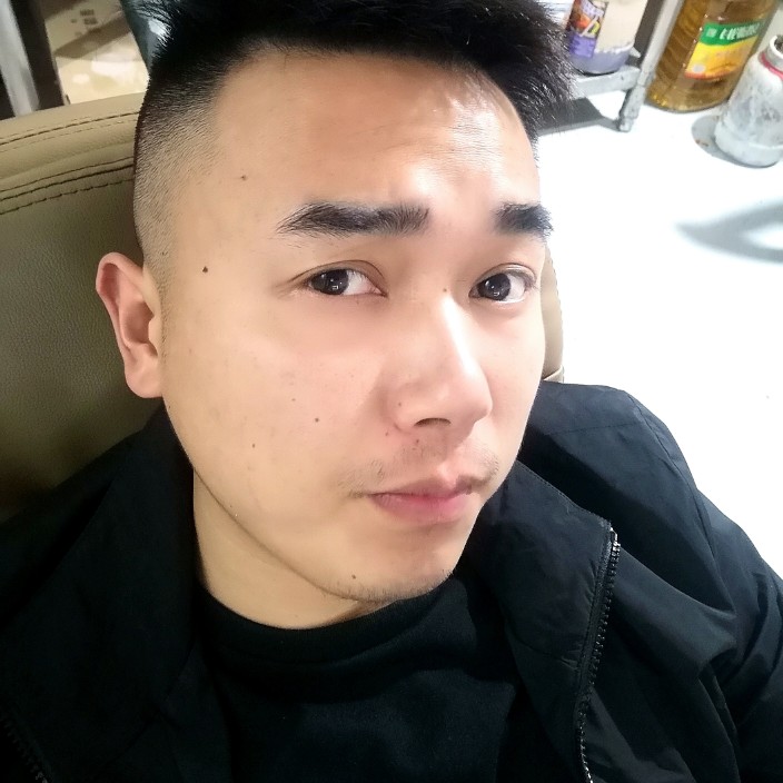 电灯胆的闪闪的照片