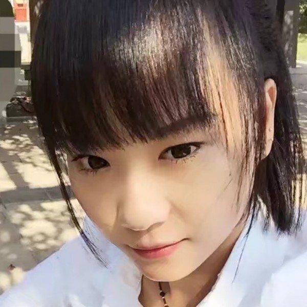 纯素颜的照片