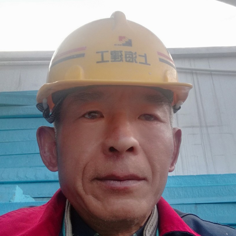 打工枯燥享受快乐的照片