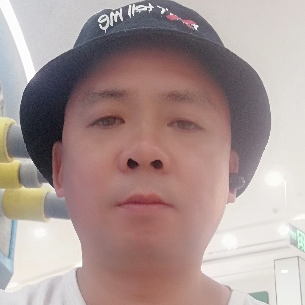 李仕伦的照片