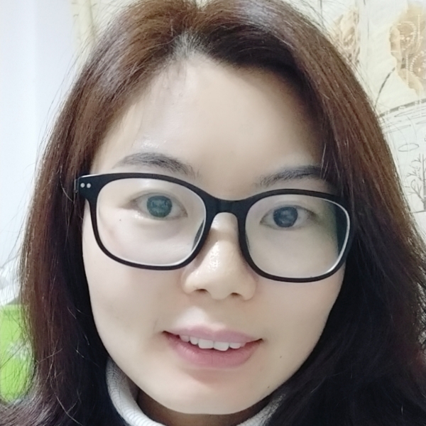 柔弱电灯泡的照片