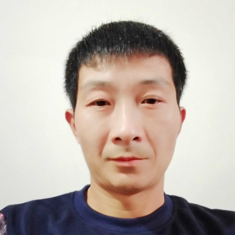 青衫拾忆谁的照片