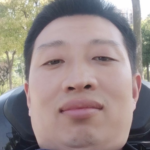 忧虑向余音的照片