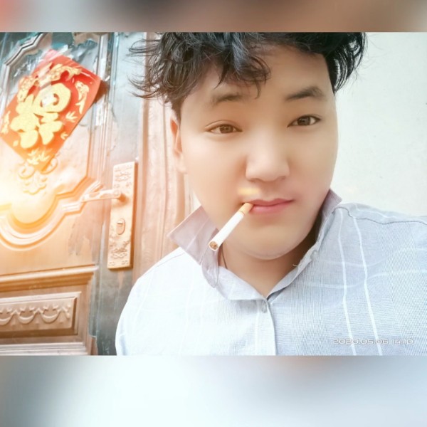 天空凝眸要减肥的照片