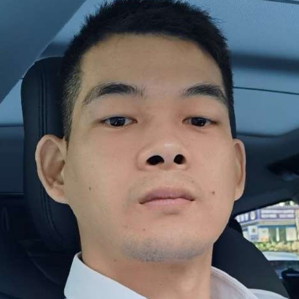 钢笔一个人的照片