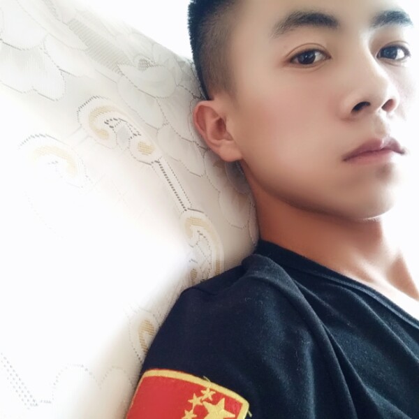 小叔叔。的照片