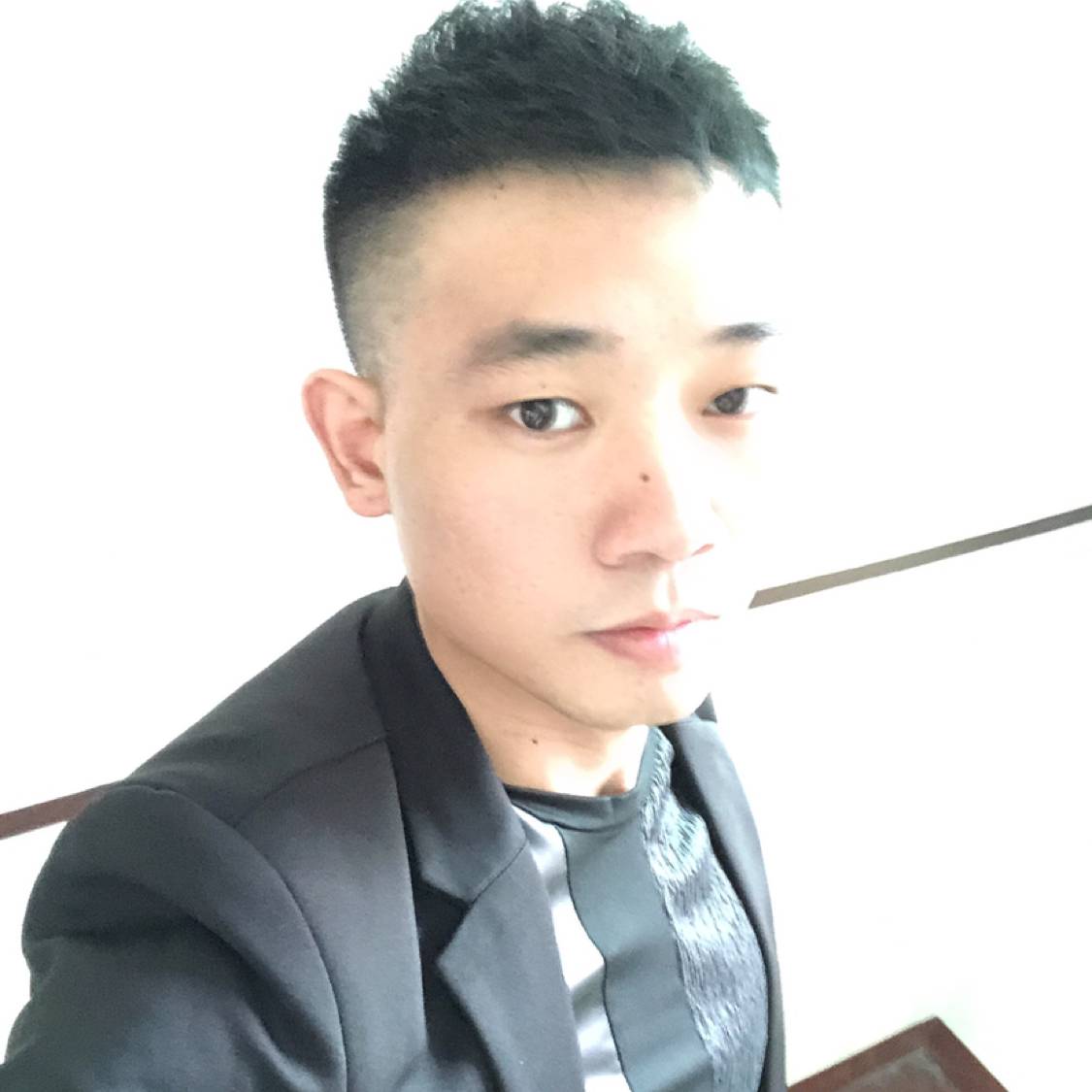 粗暴愿高山的照片
